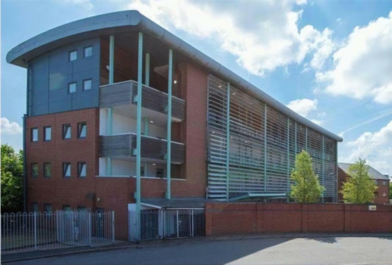 4B Loft Penthouse Industrial Decor With Canal & City Views Coventry Exterior photo